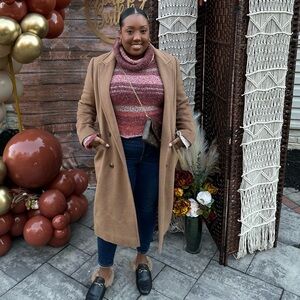 Meet your Posher, Jacquelyn